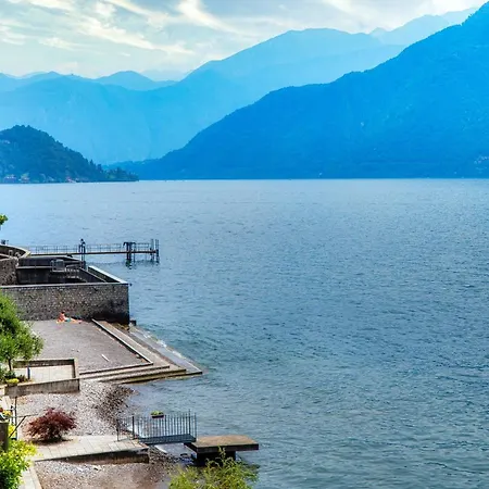 Da Flora - Wonderful Lakefront View *