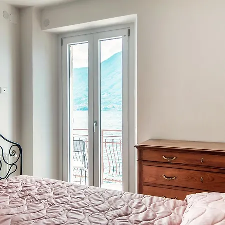 Da Flora - Wonderful Lakefront View 아파트 Colonno